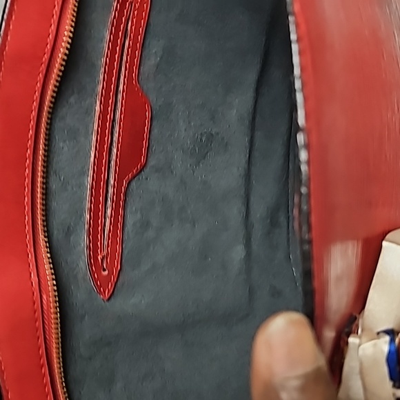 Authentic Louis Vuitton Red Epi Saint Jacques Handbag - Picture 10 of 15